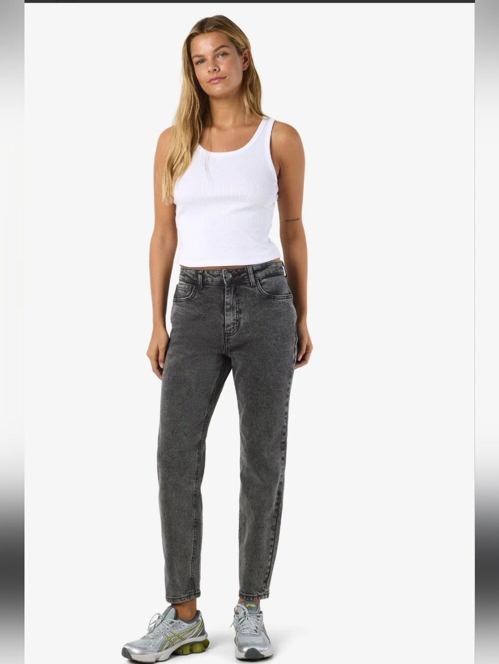 NWT Noisy May Sandra Slim Fit High Waist Gray Jeans 26 Petite